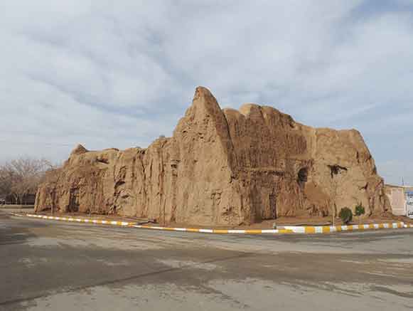قلعه بزنجرد خلیل آباد