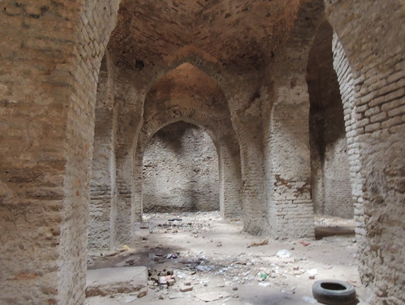 حوض چهل پایه کندر