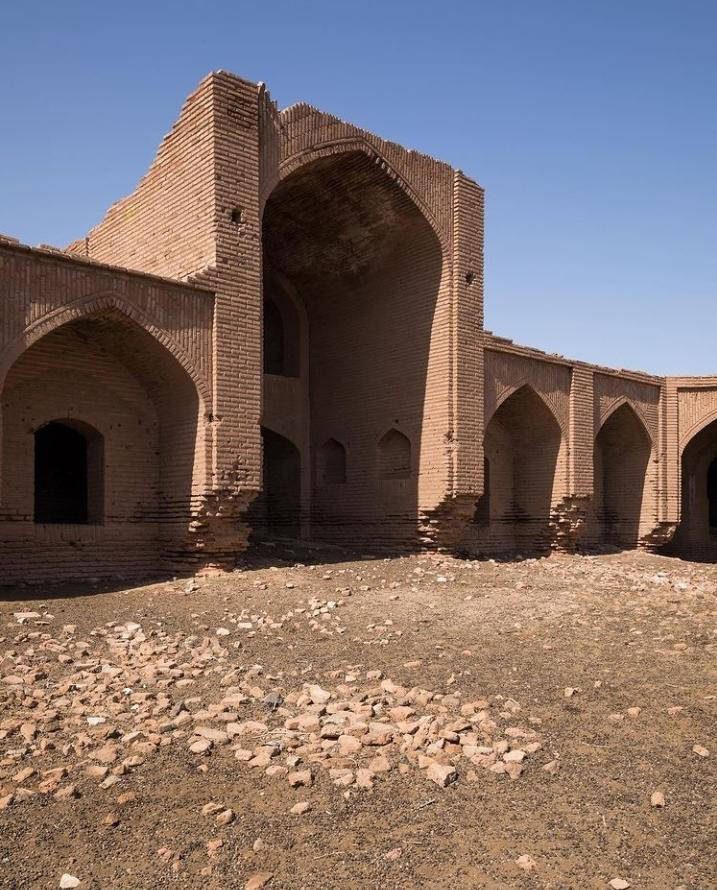 رباط ریوند داورزن