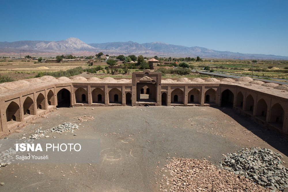 کاروانسرای مهر