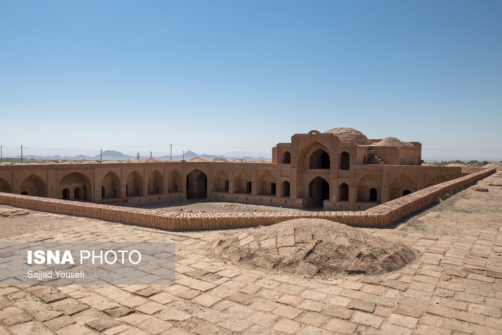 کاروانسرای مهر
