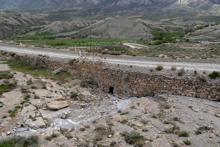 پلکان نادری درگز
