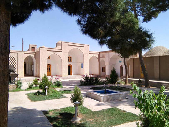 آرامگاه ابوسعید ابوالخیر مه ولات