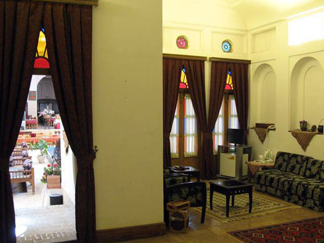 هتل سنتی مهر یزد