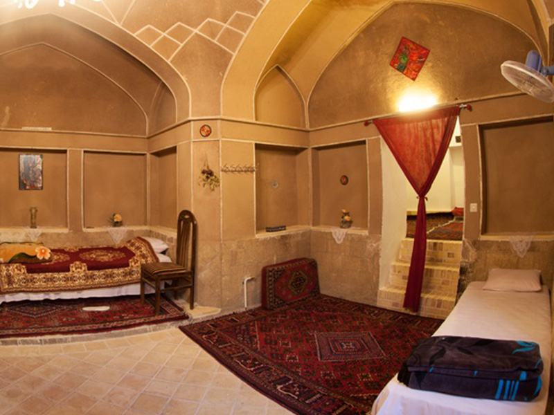 هتل خانه تاریخی نگین کاشان