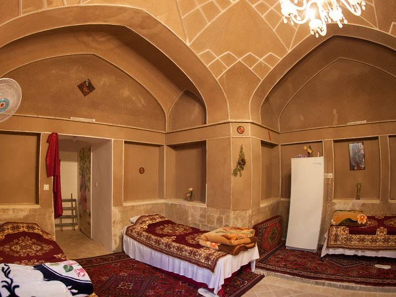 هتل خانه تاریخی نگین کاشان
