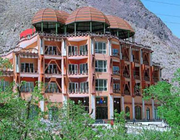 هتل بزرگ کوهستان بیرجند