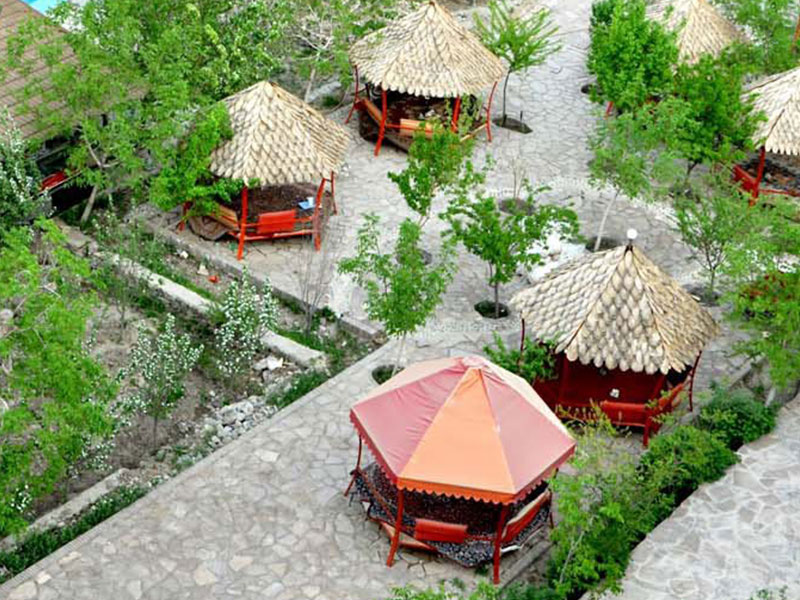 هتل بزرگ کوهستان بیرجند