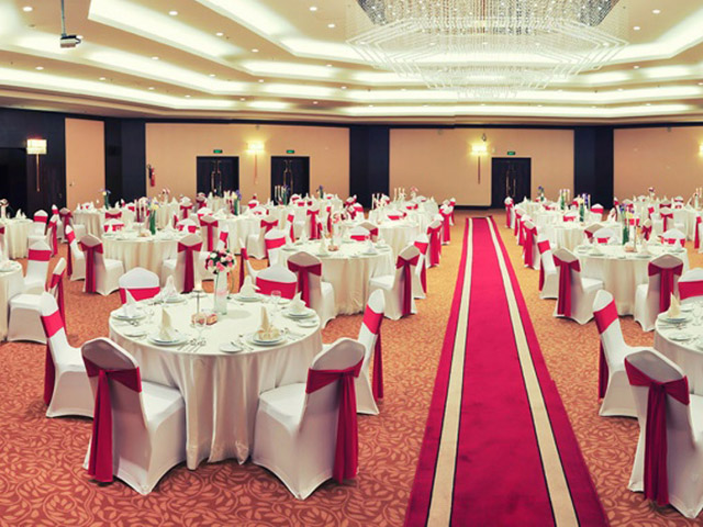 هتل آزادی تهران