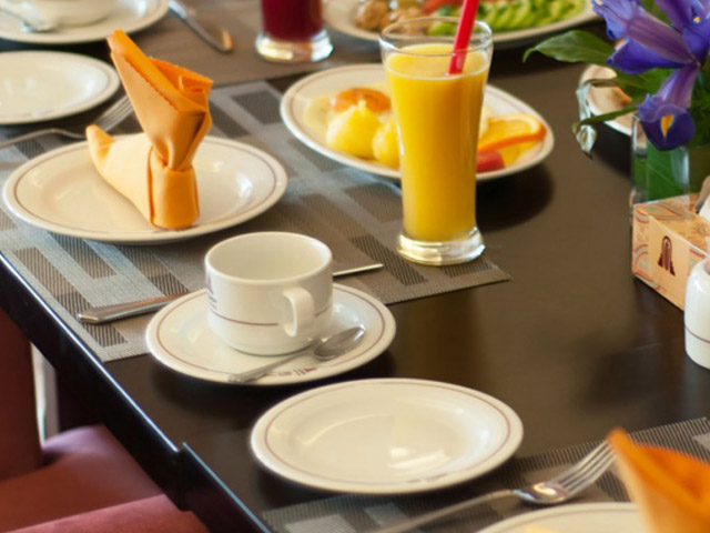 هتل آزادی تهران