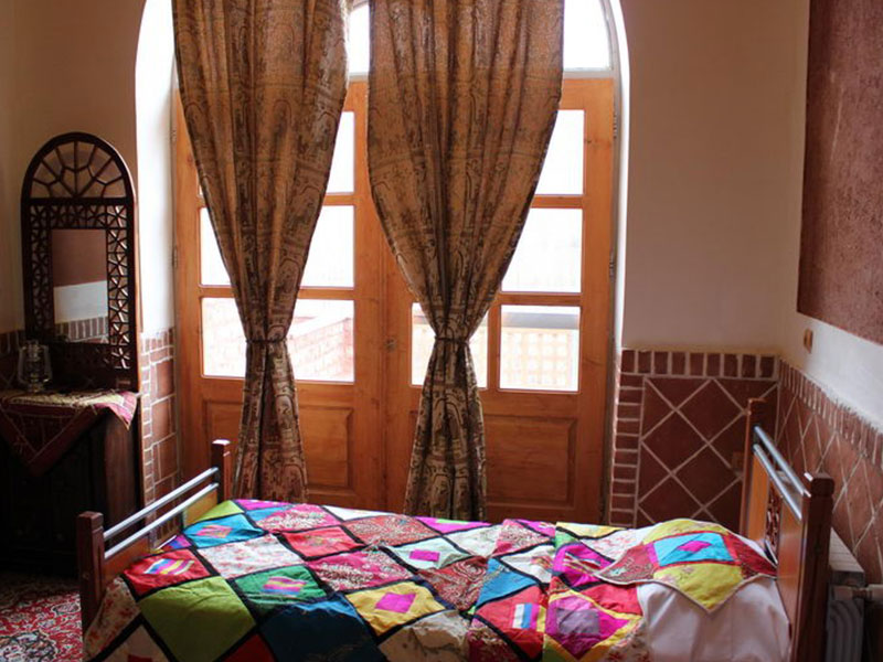 هتل ویونا ابیانه
