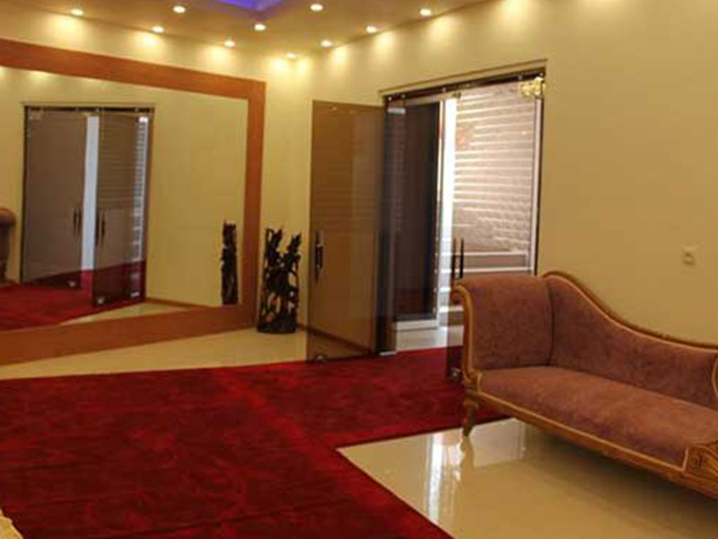 هتل نگارستان کاشان