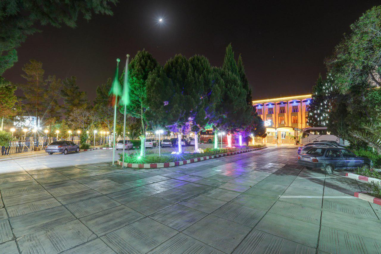 هتل جهانگردی کرمان