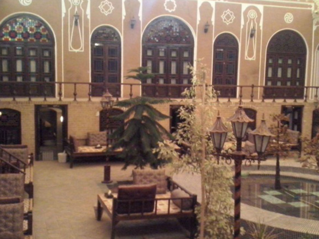 هتل سنتی رز یزد