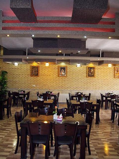 هتل دیبا شهرکرد