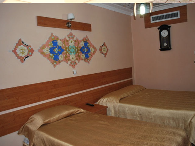 هتل سنتی ابن سینا اصفهان