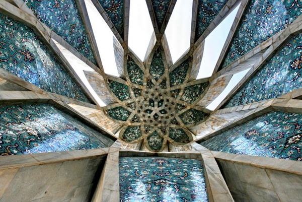 آرامگاه حکیم عمر خیام