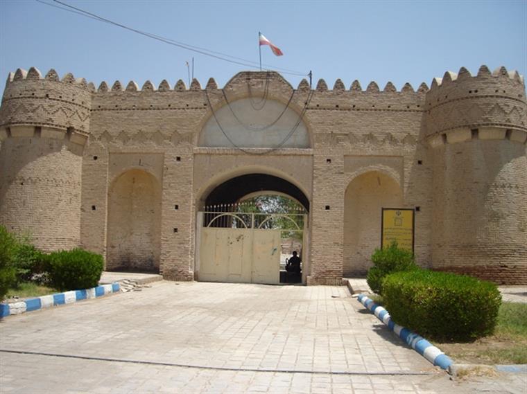 قلعه ناصری ایرانشهر