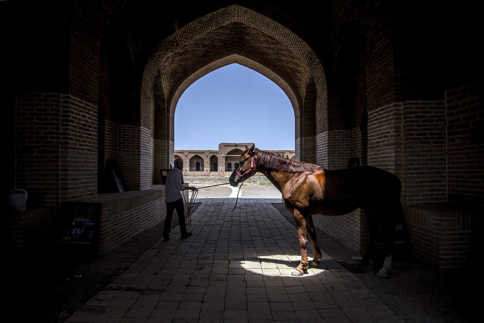 کاروانسرای دیرگچین