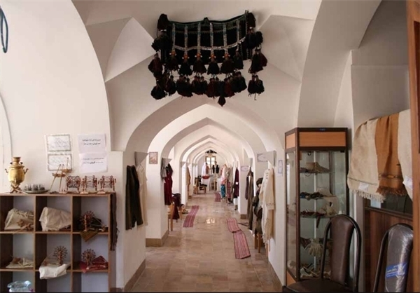 باغ موزه اکبریه
